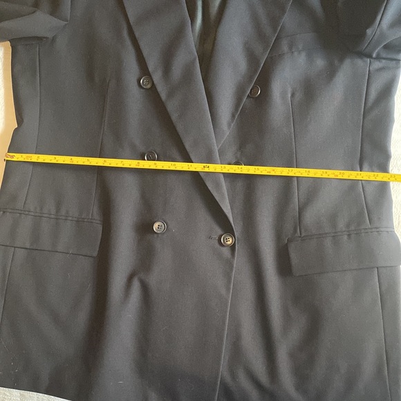 Men's Double Breasted Blazer - Picture 9 of 10